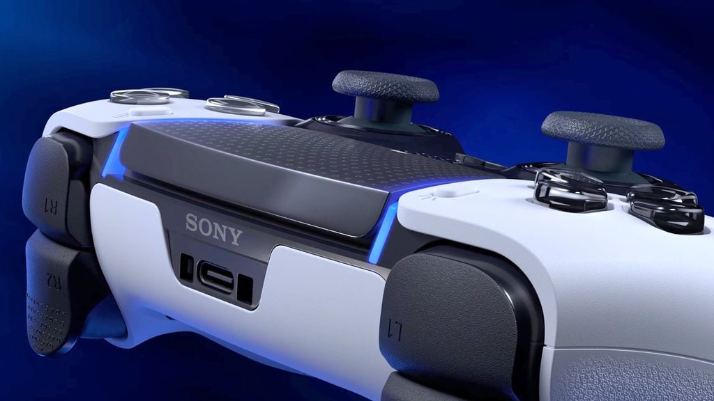 Are Custom Game Controllers by Microsoft & Sony Worth It?