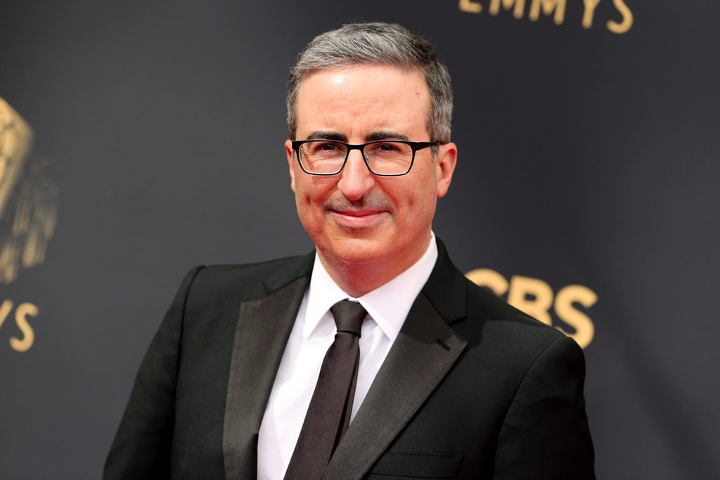 John Oliver and his Popularity Making Reddit Users Give Coins Away